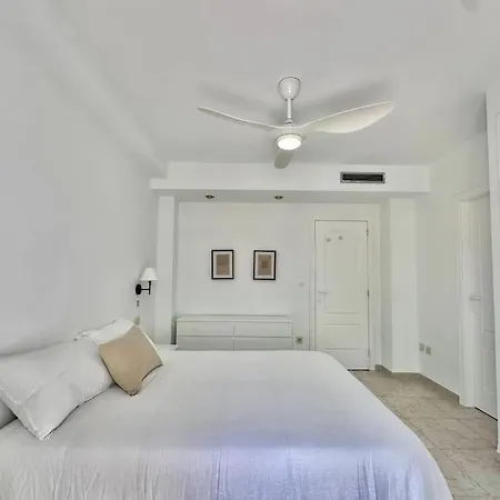 Apartamento Marinas By Caumahomes